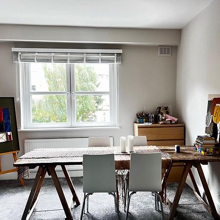 לונדון Bright And Modern Flat Near Portobello Road And The Canal מראה חיצוני תמונה