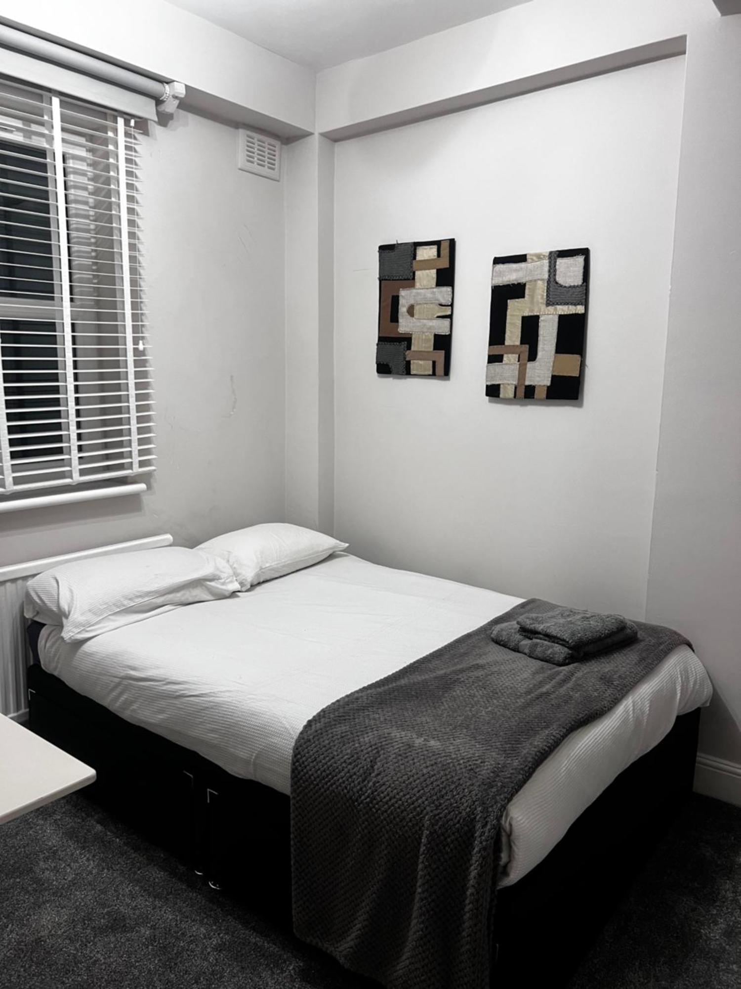 לונדון Bright And Modern Flat Near Portobello Road And The Canal מראה חיצוני תמונה